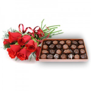 Kytica ruží + Bonboniéra