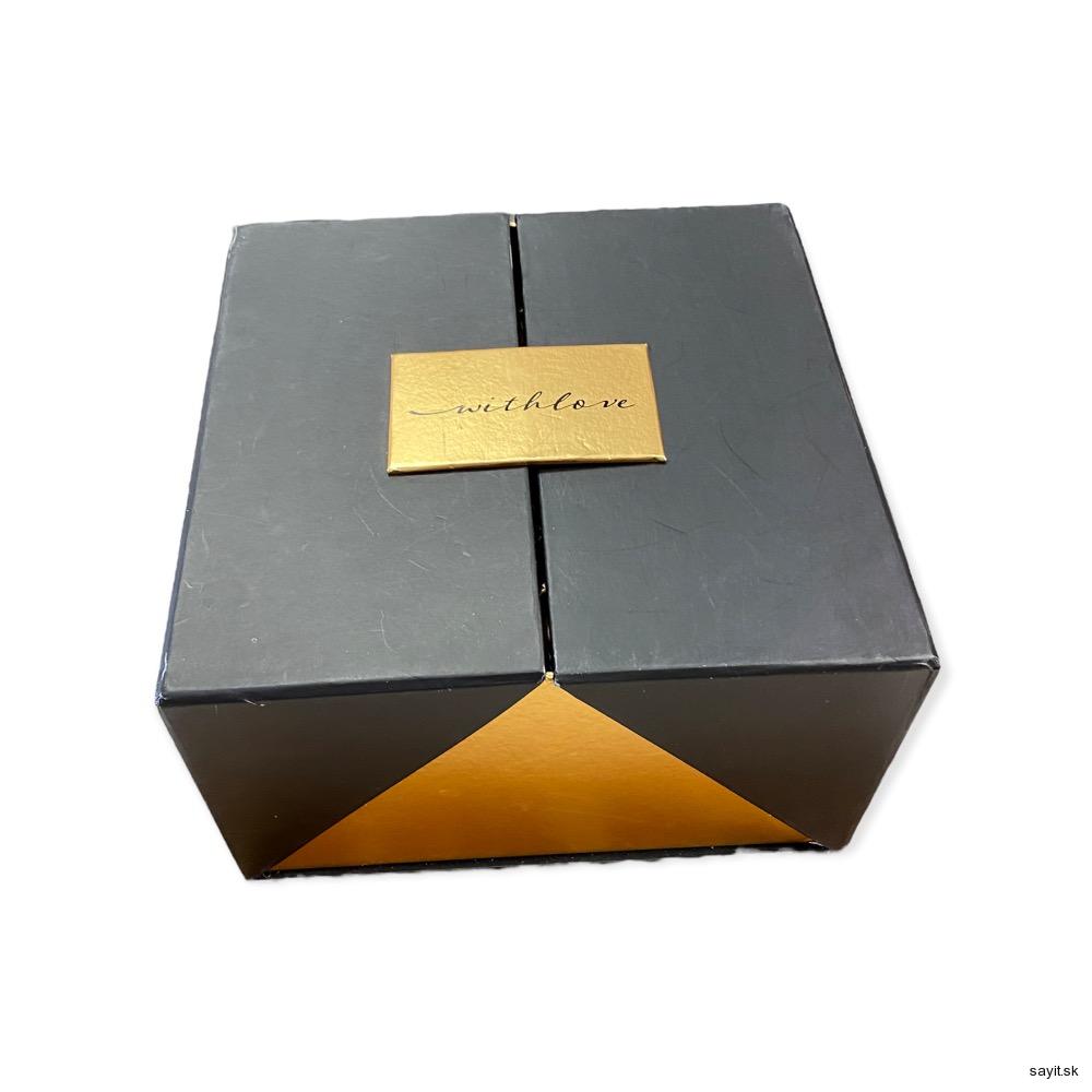 Trvácne ruže v boxe - čierno-zlaté