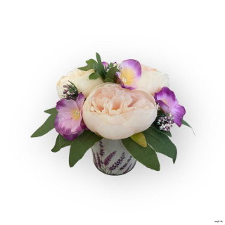 Umelý aranžmán z pivonii