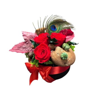 3 trvácne ruže v boxe červená mašľa