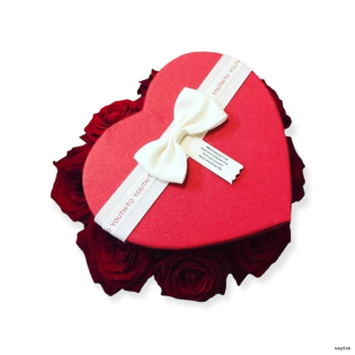 Box ruží srdce - Red naomi 