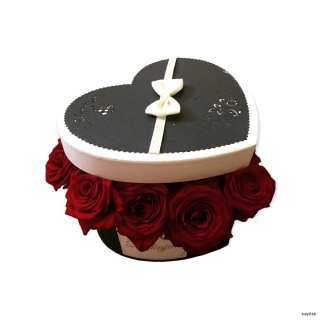 Kvetinový box – Šedé srdce 