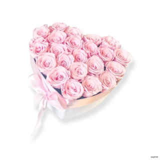 Trvácne ruže v boxe v tvare srdca - ružové ruže
