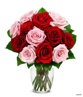 Kytica ružových a červených ruží